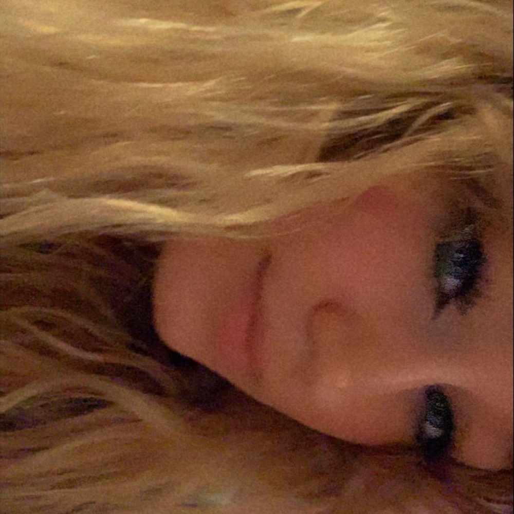 Meet your Posher, Ariana